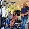 Barbara Reiß, Sandra Diemand und Mario Steffens (von links) freuen sich, dass der Wünschebus Südbaden nun einsatzbereit ist.