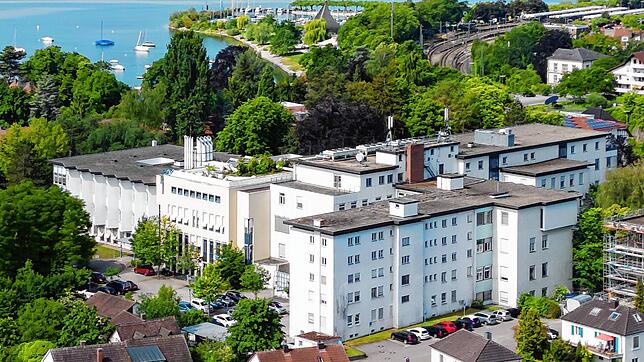 Das Radolfzeller Krankenhaus auf der Mettnau.