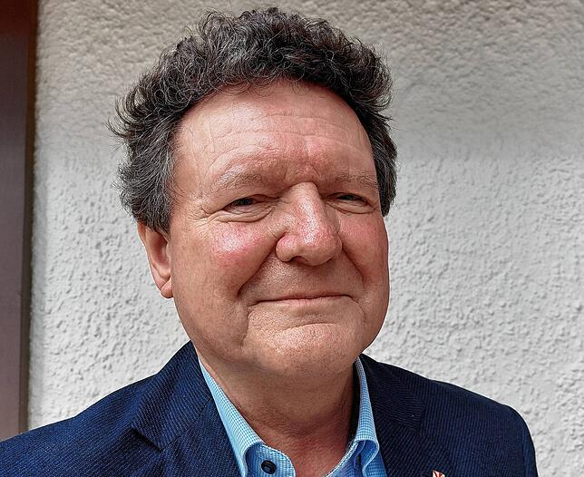 Edwin Weber ist Kulturhistoriker und Kreisarchivar in Sigmaringen.