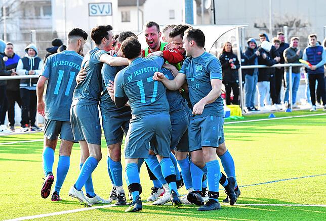 Bild 30: SV Jestetten gewinnt das Derby gegen den FC Hochrhein mit 2:1 &ndash; und wir haben Bilder!