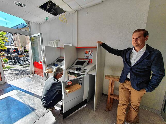 Timo Jehle freut sich über die Übergangslösung in der Steinbrückstraße 1.