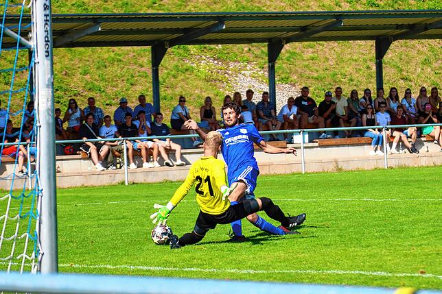 Bild 23: SV Karsau gewinnt das Aufsteiger-Derby gegen den SV Herten II mit 2:0 &ndash; und wir haben Bilder!