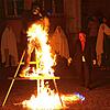 Furioses Ende: Scharfrichter Markus &bdquo;Mörser&ldquo; Müller setzte den Narro in Waldshut am Ende einer glanzvollen Fasnachtszeit in ...
