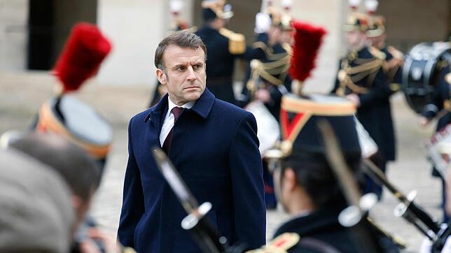 Der französische Präsident Emmanuel Macron hat mit seinen Worten über die Möglichkeit eines Einsatzes von europäischen Soldaten in der ...