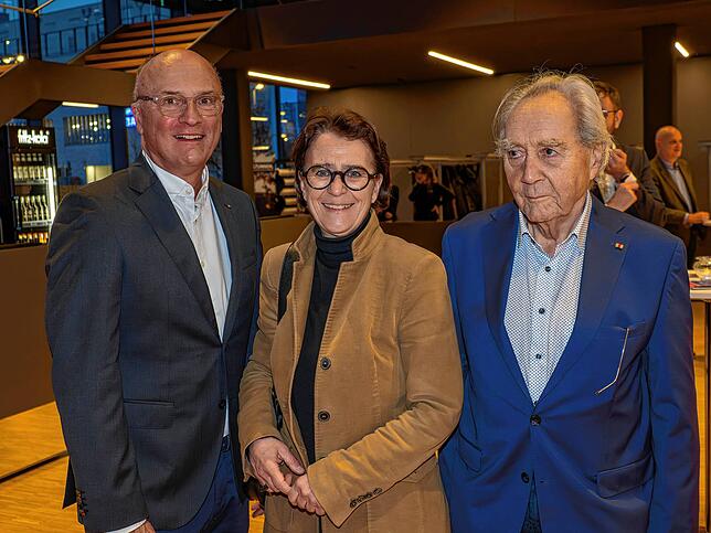 Wilfried Trah, Claudia Kessler-Franzen und Gerd Springe von Singen Aktiv.