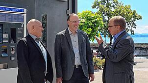 Kostet das Parken in Friedrichshafen zu viel? Darüber sprechen (von links) Martin Ruf (Stadtforum) und Thomas Goldschmidt ...