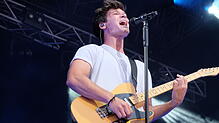 Herzschmerz am Hohentwiel: Wincent Weiss singt über ganz viel Liebe.