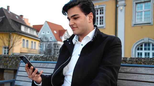 Güvenya Ünek aus Donaueschingen möchte für ein lokales Geschäft kostenlos eine App erstellen.
