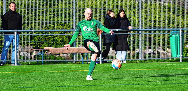 Bild 21: SV Herten besiegt den SV Jestetten im Kellerduell mit 3:2 &ndash; und wir haben Bilder!