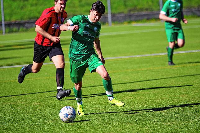 Bild 6: FC 08 Bad Säckingen besiegt den SV Rheintal mit 5:3 – und wir haben Fotos!
