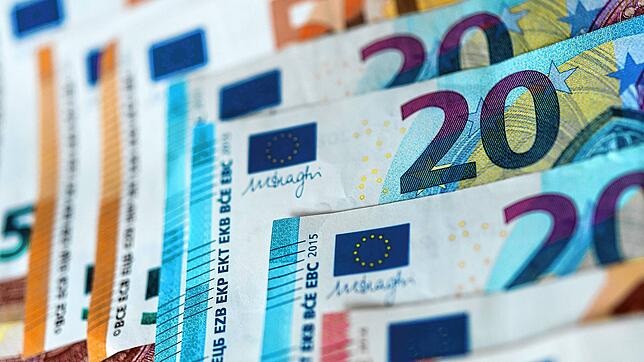 9,1 Billionen Euro hatten die Bundesbürger Ende 2024 auf der hohen Kante. Zum fünften Mal in Folge ist das Geldvermögen der Deutschen ...