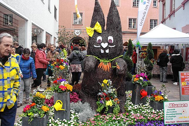 Ein Ostermarkt bietet die perfekte Gelegenheit, mit der Familie neue Orte zu besuchen und die Schönheit und Vielfalt der Osterkunst zu ...
