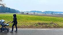 Auf dieser landwirtschaftlichen Fläche an der Windhager Straße wollte ein Investor einen Solarpark bauen. Der Gemeinderat ist dagegen.