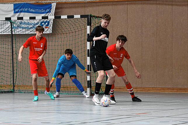 Bild 16: Jubel in Bräunlingen: FC 08 Villingen und FV Tennenbronn holen Bezirksmeistertitel