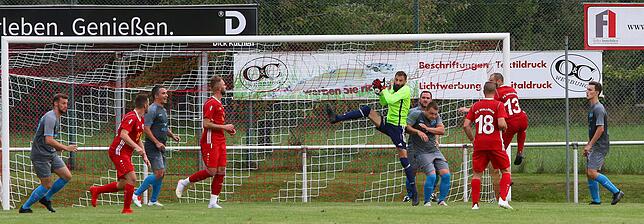 Bild 12: SV Jestetten siegt 3:1 beim FC Wallbach &ndash; und wir haben Bilder!