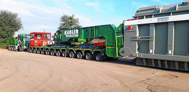 Der Transport wird eine Länge von 78 Metern, ist 5,20 Meter breit, fünf Meter hoch haben und 473 Tonnen wiegen.