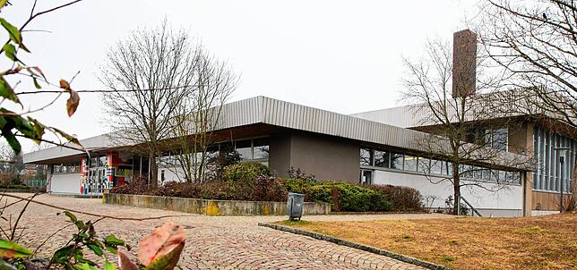 1972 wurde das Hallenbad beim Hohentwiel-Stadion eröffnet. Die Stadt will demnächst eine Sanierung und Erweiterung angehen.