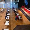 Mit viel Abstand tagte der Hauptausschuss erstmals wieder im Bürgersaal.