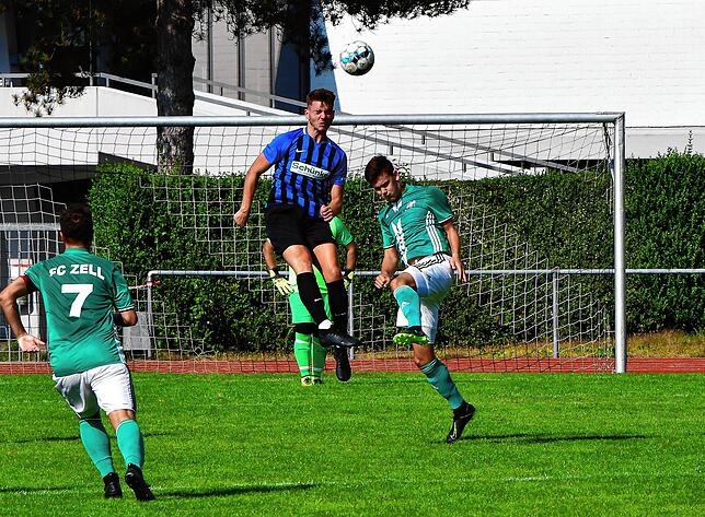 Bild 37: SG FC Wehr-Brennet besiegt den FC Zell mit 3:2 &ndash; und wir haben Bilder!