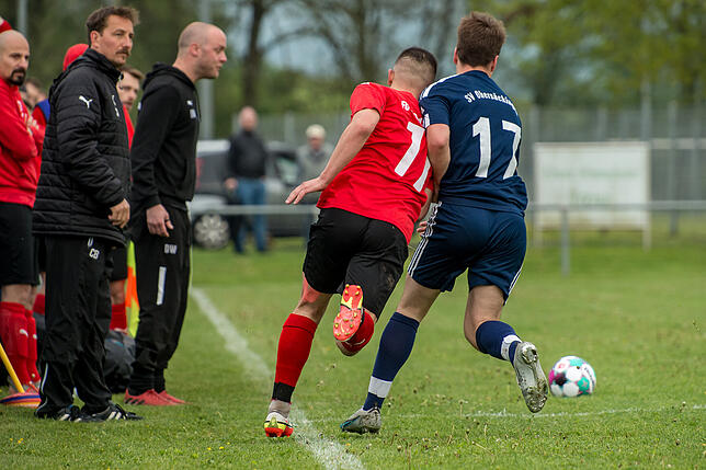 Bild 14: FC 08 Bad Säckingen feiert glücklichen 2:0-Derbysieg beim SV Obersäckingen &ndash; und wir haben Bilder!