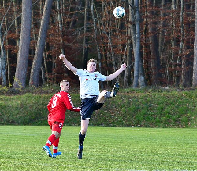 Bild 23: FC Schlüchttal rettet ein 2:2 gegen den FC RW Weilheim &ndash; und wir haben Bilder!