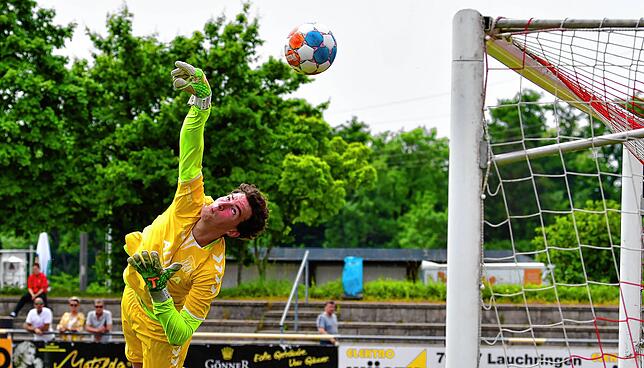 Bild 2: FC Tiengen 08 besiegt den FV Lörrach-Brombach U23 mit 5:3 &ndash; und wir haben Bilder!