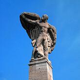 Das Zeppelin-Denkmal auf dem Konzil-Vorplatz am Konstanzer Hafen erinnert an den Sohn der Stadt.