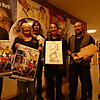 Der Grundstein für die Folktreff-Veranstaltung im Januar ist gelegt (von links): Theo Binninger, Gudrun Deinzer, Jan Hagemoser, Lilli ...