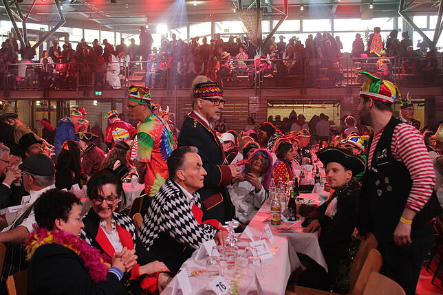 Bild 19: Fasnacht in Stockach: Narrengericht 2025 – Zuschauer feiern mit tollen Bildern!
