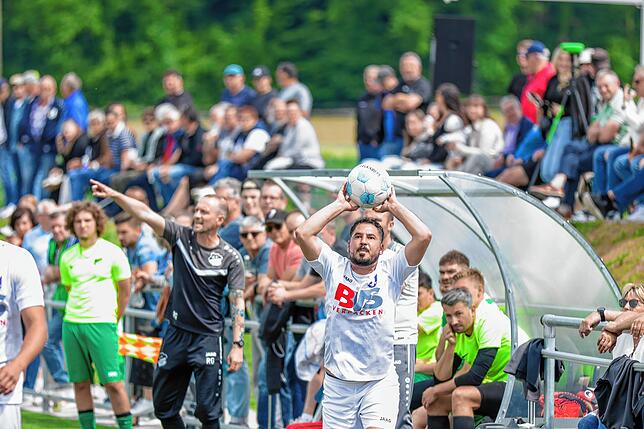 Bild 21: SV Rheintal und FC Erzingen trennen sich 2:2 – wir haben Fotos!