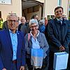 So sieht ein glücklicher Wahlsieger aus: Der alte und neue Aacher Bürgermeister Manfred Ossola (links) zusammen mit seiner Frau Vera und ...