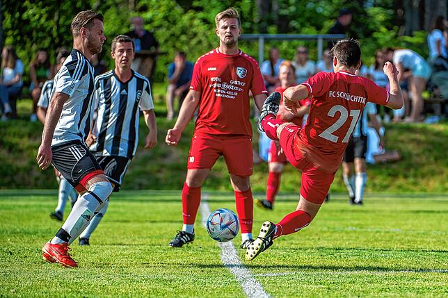 Bild 19: FC Schlüchttal feiert Meistertitel mit 5:0-Sieg gegen den FC Grießen &ndash; und wir haben Bilder!