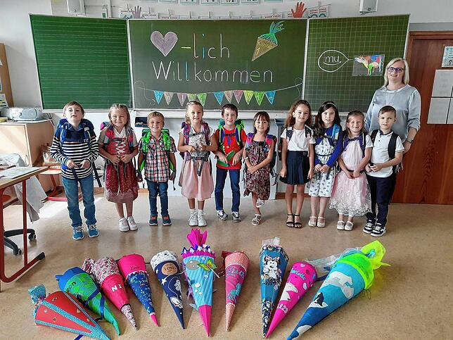 Die erste Klasse der Grundschule Rietheim mit Klassenlehrerin Marie Fuchs.
