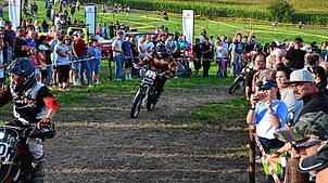 Beim Ritt durch den Streckenparcours war von den Fahrern ständige Konzentration gefordert.