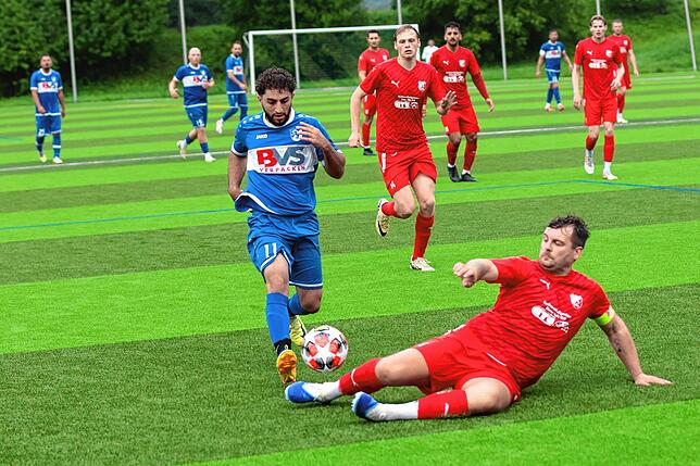 Bild 11: TuS Binzen besiegt FC Erzingen mit 3:0 und zieht in erste Runde des SBFV-Pokal ein– wir haben Fotos!