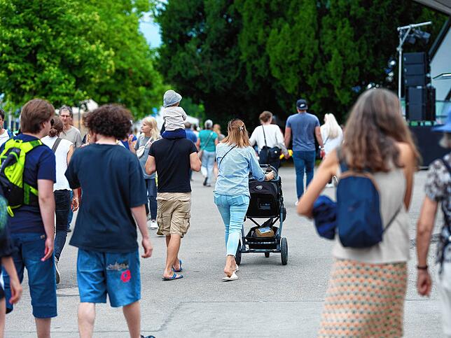 Bild 8: Alle Bilder vom Kulturuferbeginn in Friedrichshafen