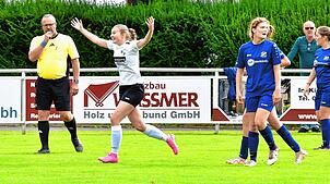 Bild : Neuling SV Waldhaus startet mit 2:0 bei der SG Hochrhein/Geißlingen – und wir haben Fotos!