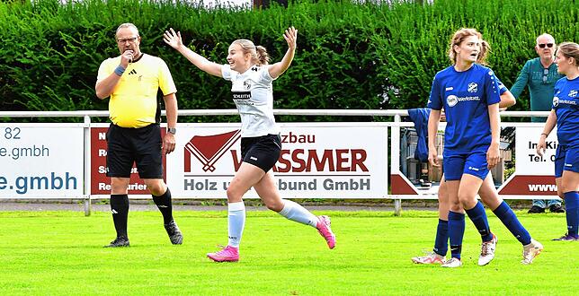 Bild 1: Neuling SV Waldhaus startet mit 2:0 bei der SG Hochrhein/Geißlingen – und wir haben Fotos!