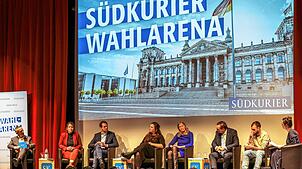 SÜDKURIER-Wahlarena zur Bundestagswahl im Milchwerk in Radolfzell (von links): Jörg-Peter Rau, Mitglied der SÜDKURIER-Chefredaktion, die ...