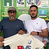 Trainer gefunden: Sportchef Felix Uhl (links) begrüßt den neuen Co-Trainer Antonio Gentile und den neuen Cheftrainer Sandro Marchi ...