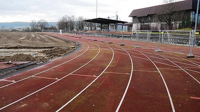 Das Hegaustadion in Engen wird aktuell saniert.