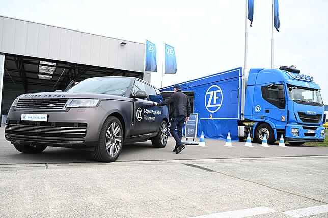Auf dem Technologietag in Zweibrücken hat ZF eine ganze Reihe von Neuheiten präsentiert, darunter ein neuartiges Bremssystem, das ohne ...