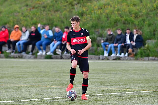Bild 22: FC Rot-Weiß Weilheim besiegt den FC Wallbach im &bdquo;Duell am Strich&ldquo; mit 3:1 &ndash; wir haben die Bilder!