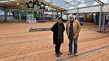 Reinhard A. Weigelt und Fieonna Pungg freuen sich auf die Eisbahn „ÜB on Ice“, die am Freitag, 8. November startet. Zum Zeitpunkt der ...
