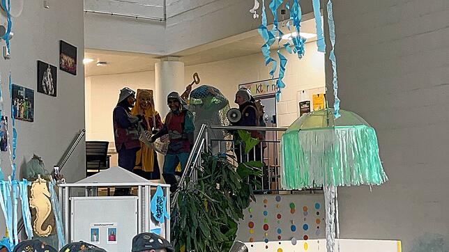 Bild 10: Fischbacher Schule am „Schmotzigen“: Fasnacht in Bildern – Die besten Momentaufnahmen!