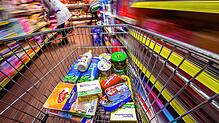 Steigende Lebensmittelpreise schlagen vor allem bei Familien mit niedrigem und mittlerem Einkommen zu Buche &ndash; beispielsweise beim ...