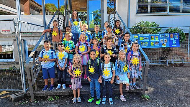 19 Kinder sind in die Klase 1d der Hebelschule in Rhina eingschult worden. Klasenlehrerin ist Silke Mulflur.