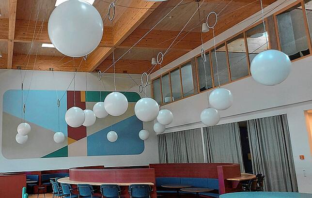 Hohe und große Räume gehören zum Lernkonzept des selbstorganisierten Lernens in der Alemannenschule Wutöschingen.