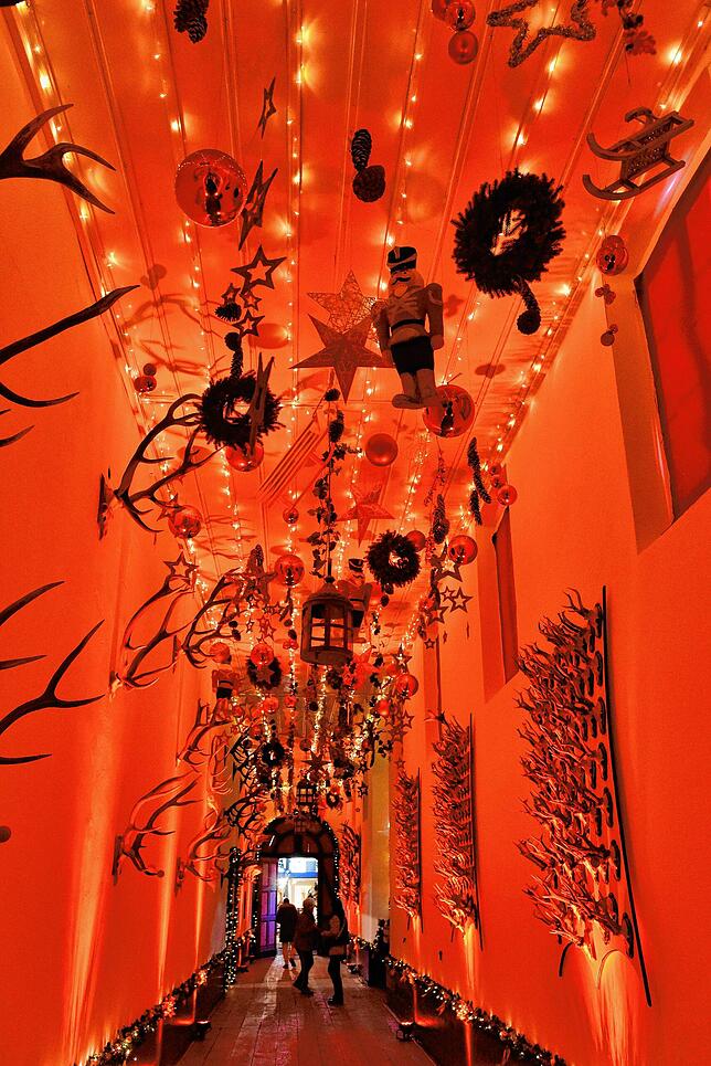 Bild 15: Stimmungsvolle Fürstenberg-Weihnachtswelt im Donaueschinger Marstall