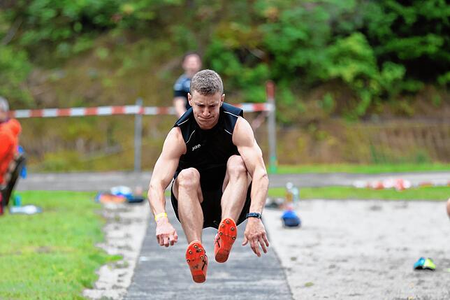 Bild 16: 135 Teilnehmer beim 70. Bergturnfest auf dem Dachsberg – wir haben Fotos!